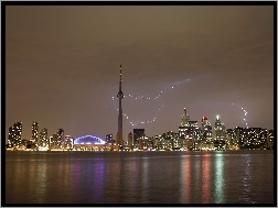 Noc, Ontario, CN Tower, Błyskawica